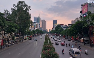 Cuối tuần nắng đẹp, chiều tối dễ có mưa rào và dông