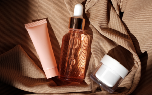 Thu hồi 3 sản phẩm mỹ phẩm giả của Công ty cổ phần Vinamake 