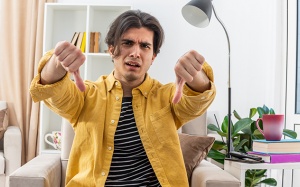 Tử vi thứ Năm (16/10/2025): Song Tử không nên tỏ ra quá nóng nảy