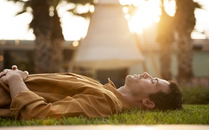 Tử vi thứ Sáu (17/10/2025): Cự Giải nên thư giãn để lấy lại tinh thần