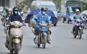 Bắc Bộ vẫn lạnh, Trung Bộ còn mưa to