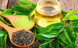 Một số lưu ý khi thường xuyên uống trà xanh