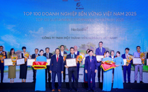 Herbalife Việt Nam: Top 100 Doanh nghiệp Bền vững Việt Nam 2025