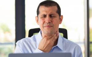 Thói quen khiến viêm họng dễ tái phát – bạn có mắc phải?