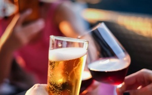 4 loại đồ uống có cồn dễ gây say