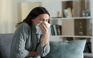 Biến chứng tai mũi họng gia tăng trong thời tiết lạnh