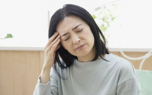 Ăn uống thế nào để giảm khó chịu trong giai đoạn mãn kinh?