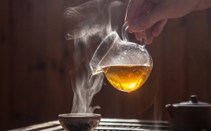 Cách chọn trà để giữ ấm cơ thể từ bên trong