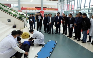 Diễn tập cấp cứu, bảo đảm sẵn sàng công tác y tế phục vụ Đại hội XIV của Đảng