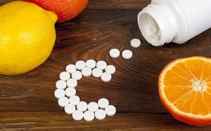 Vitamin C bảo vệ chức năng sinh sản khi tiếp xúc với hóa chất độc hại