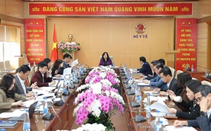 Đề xuất tăng mức hỗ trợ hàng tháng cho nhân viên y tế thôn, bản 