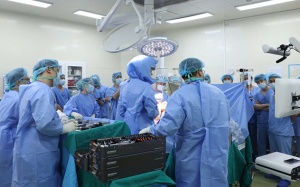 Cột mốc mới nâng tầm phẫu thuật thay khớp tại Việt Nam