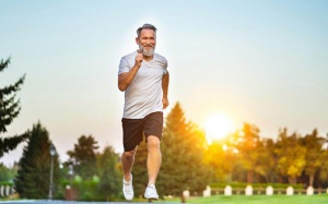 3 bài tập đơn giản, tốn ít phút nhưng giúp tránh té ngã