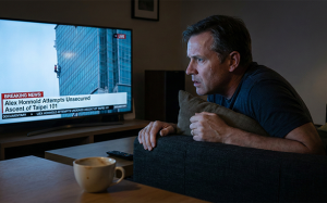 Vì sao con người luôn bị thu hút bởi những nội dung mạo hiểm?