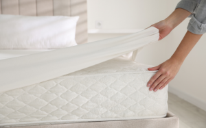 7 dấu hiệu cảnh báo đã đến lúc bạn phải thay đệm mới