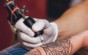 Những vấn đề có thể xảy ra khi xăm mình cần lưu ý