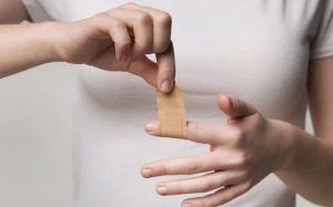 Tại sao mắc đái tháo đường khiến vết thương lâu lành hơn?