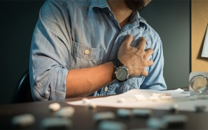 Tim hay “bỏ nhịp” vài giây rồi đập mạnh có nguy hiểm không?