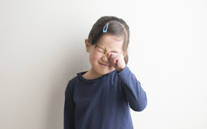 Phòng tránh chấn thương mắt cho trẻ em