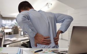 Cách phòng ngừa thoái hóa cột sống ở dân văn phòng 