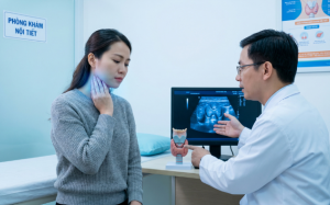 Vì sao tỷ lệ nữ giới mắc bướu cổ cao hơn nam giới?