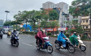Bớt nắng nóng, mưa xuất hiện nhiều nơi trên cả nước
