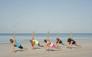 WHO: Yoga giúp duy trì sức khỏe khi về già