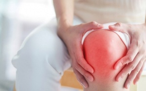 Làm sao cải thiện triệu chứng đau do thoái hóa khớp?