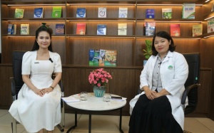  TỌA ĐÀM trực tuyến: Vượt qua cơn bão tiền mãn kinh, mãn kinh