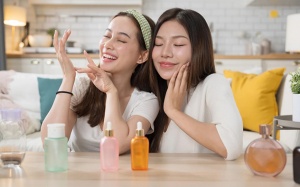 Mẹo chăm sóc da mùa Hè để da sáng khỏe, giảm mụn 