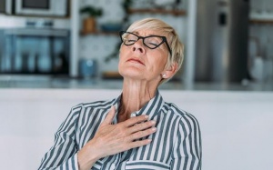 Triệu chứng cảnh báo rung nhĩ: Vì sao nhiều người thường bỏ lỡ?