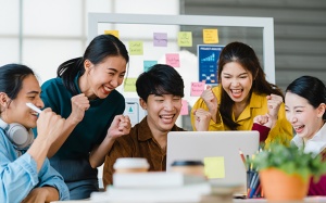 Tử vi thứ Ba (13/10/2026): Bạch Dương cần lấy lại tinh thần làm việc