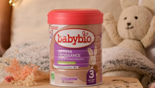 Bộ Y tế yêu cầu dừng bán 5 loại sữa ngoại nghi nhiễm độc tố cereulide