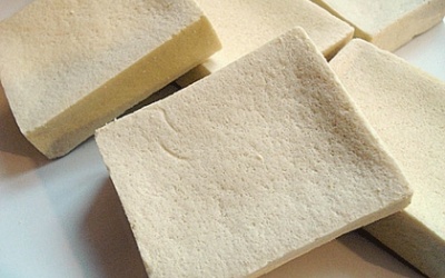 Cảnh báo đậu phụ khô có chứa chất độc hại