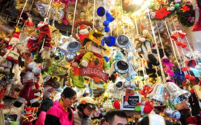 Hóa ông già Noel ở phố Hàng Mã