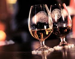 Những thực phẩm 'đánh bay' cơn say