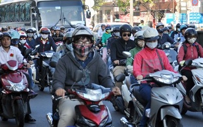 Nam Bộ trời trở lạnh, trẻ và già 'thi' nhau nhập viện 