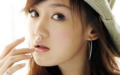 Có nên tẩy nốt ruồi trên mặt không?