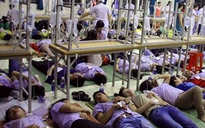 80 công nhân nhập viện sau bữa ăn trưa