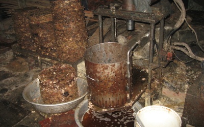 Phát hiện thêm một cơ sở sản xuất gia vị bẩn