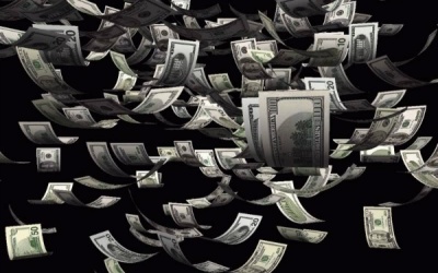 Người dân Dubai hoan hỉ vì 'mưa tiền'