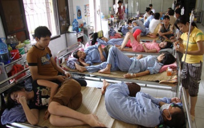 Giảm quá tải bệnh viện từ chính người dân