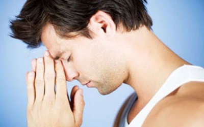 Con trai 'ngực khủng' phải làm sao?