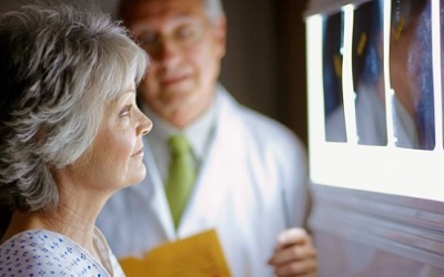 Ung thư ở nữ giới: 10 xét nghiệm cần thiết