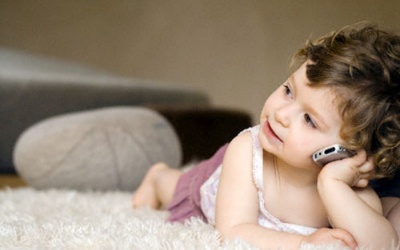 Trẻ chậm nói: Cha mẹ phải làm sao?