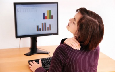 Nhức mỏi vai, gáy là bệnh gì?