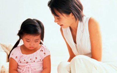 'Mẹ chỉ thương con nhà hàng xóm thôi'