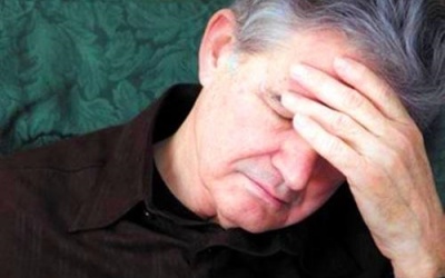 Mẹo hay chống say tàu xe cho người già