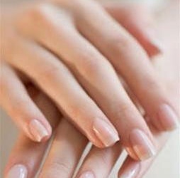 Đoán sức khỏe qua tình trạng móng tay