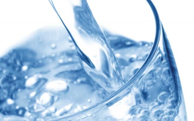 Uống nhiều nước - 'bí quyết' sung mãn